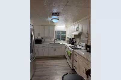 995 Pomona Rd,#24, Corona, CA 92882 - Photo 7