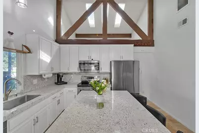 11975 Gonsalves, Cerritos, CA 90703 - Photo 13