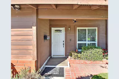 11975 Gonsalves, Cerritos, CA 90703 - Photo 3
