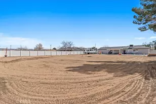 13020 Ojai Rd, Apple Valley, CA 92308 - Photo 23