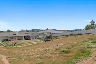 12848 Autumn Leaves, Victorville, CA 92395 - Photo 19