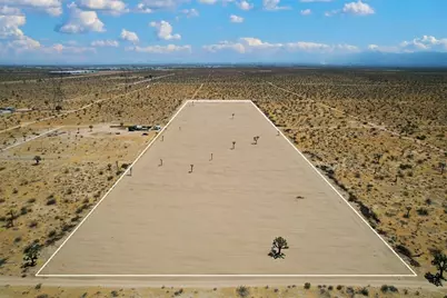 15 Auburn Avenue, Adelanto, CA 92301 - Photo 1