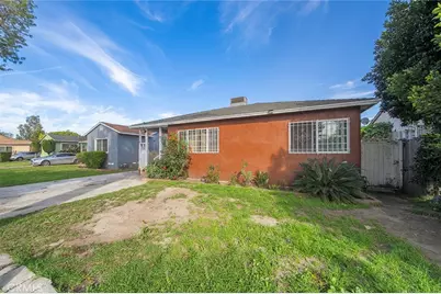 10114 Wadsworth, Los Angeles, CA 90002 - Photo 3
