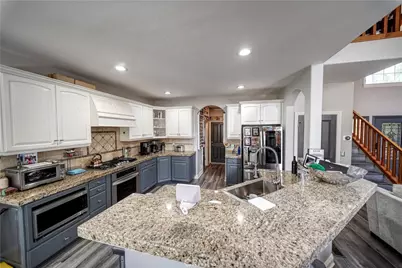 514 Pioneer, Lake Arrowhead, CA 92352 - Photo 7