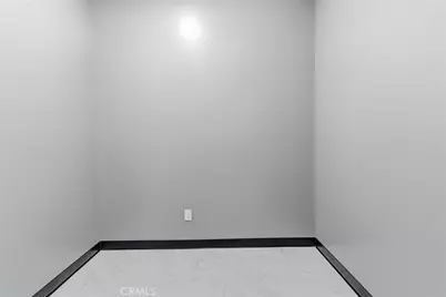 685 E Grand Boulevard #101, Corona, CA 92879 - Photo 17