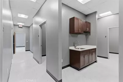 685 E Grand Boulevard #101, Corona, CA 92879 - Photo 19