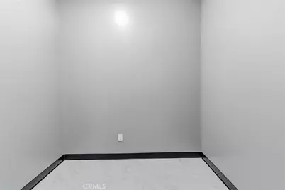 685 E Grand Boulevard #101, Corona, CA 92879 - Photo 17