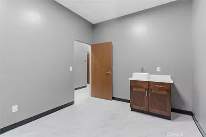 685 E Grand Boulevard #101, Corona, CA 92879 - Photo 13