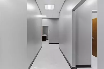 685 E Grand Boulevard #101, Corona, CA 92879 - Photo 23