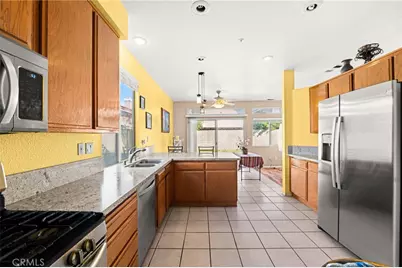 15424 Tobarra, Fontana, CA 92337 - Photo 7