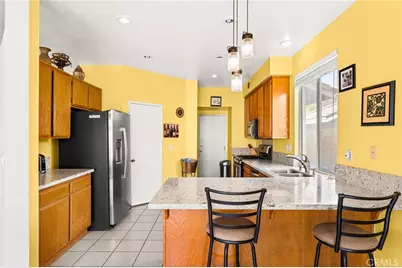 15424 Tobarra, Fontana, CA 92337 - Photo 5