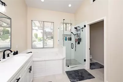 4962 Sudbury, Fontana, CA 92336 - Photo 23