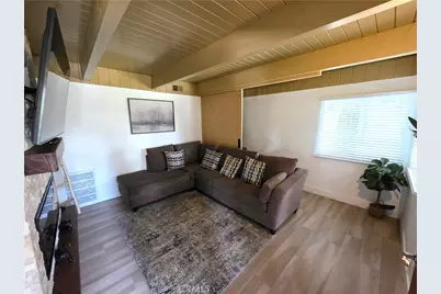 738 W Victoria Court, Lake Arrowhead, CA 92352 - Photo 9