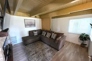 738 W Victoria Ct, Lake Arrowhead, CA 92352 - Photo 9