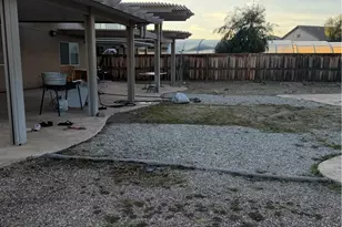 13817 Coolidge, Oak Hills, CA 92344 - Photo 3