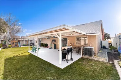 1370 Maywood Avenue, Upland, CA 91786 - Photo 37