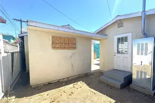 523 W 102nd St, Los Angeles, CA 90044 - Photo 13