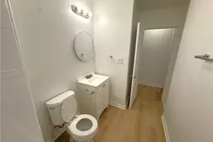 523 W 102nd St, Los Angeles, CA 90044 - Photo 9