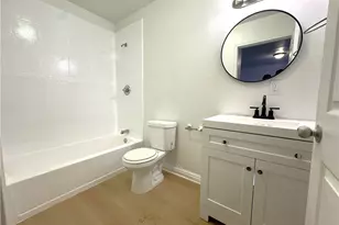 523 W 102nd St, Los Angeles, CA 90044 - Photo 11