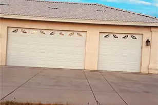 10490 Joshua, Oak Hills, CA 92344 - Photo 9