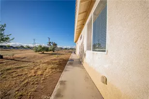 10490 Joshua, Oak Hills, CA 92344 - Photo 51