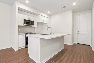 9191 Waverly Ln, Riverside, CA 92503 - Photo 11