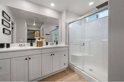 4975 Oak Moss, Fontana, CA 92336 - Photo 31