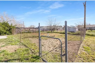 10401 Victor, Hesperia, CA 92345 - Photo 57