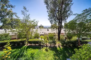 9512 Via Venezia, Burbank, CA 91504 - Photo 3