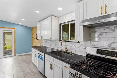 3250 Apple Avenue, Jurupa Valley, CA 92509 - Photo 9