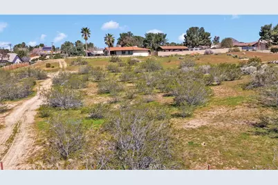 31120511 Oneida Ct, Apple Valley, CA 92307 - Photo 11