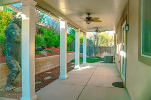 18052 Passionflower, San Bernardino, CA 92407 - Photo 15