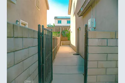 18052 Passionflower, San Bernardino, CA 92407 - Photo 5