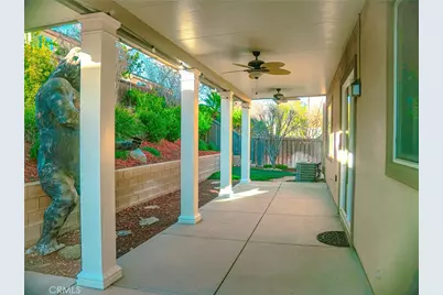 18052 Passionflower, San Bernardino, CA 92407 - Photo 11