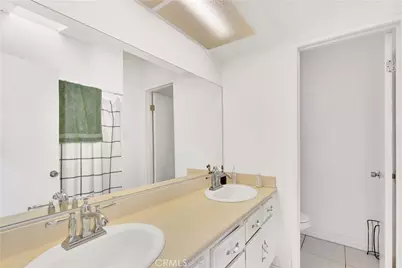 661 N Larch, Rialto, CA 92376 - Photo 13
