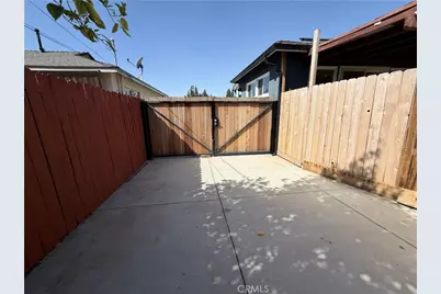 11012 Marklein, Los Angeles, CA 91345 - Photo 25