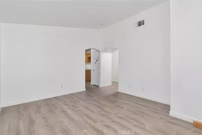 14631 Green River, Victorville, CA 92394 - Photo 7