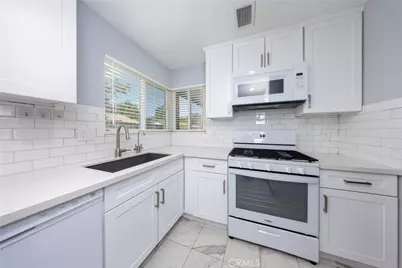 217 Beverly, Banning, CA 92220 - Photo 15