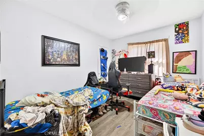 705 S Thorson Avenue, Compton, CA 90221 - Photo 11