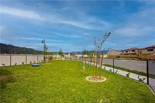 16746 Mistletoe, Fontana, CA 92336 - Photo 39