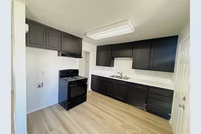 8705 Pembroke Avenue, Riverside, CA 92503 - Photo 5