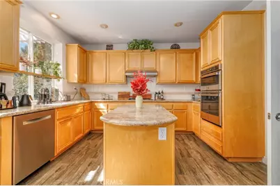 19344 Kilfinan Street, Porter Ranch, CA 91326 - Photo 9