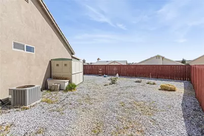 16735 Hastings Place, Victorville, CA 92395 - Photo 27