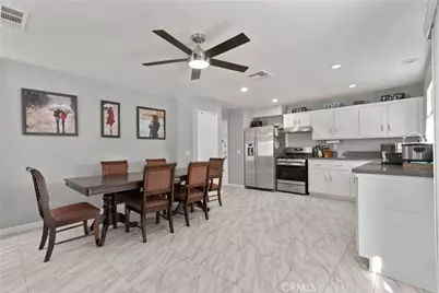 40432 Vereda Drive, Palmdale, CA 93550 - Photo 9