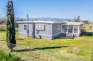 11025 Phelen Rd, Oak Hills, CA 92344 - Photo 33