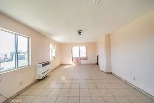 11025 Phelen Rd, Oak Hills, CA 92344 - Photo 11