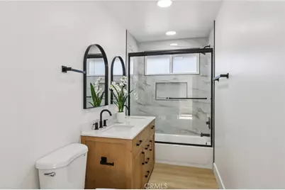 10007 Debra Avenue, Granada Hills, CA 91343 - Photo 23