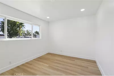 10007 Debra Avenue, Granada Hills, CA 91343 - Photo 31