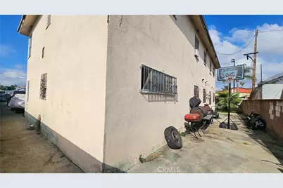 1004 N Poinsettia, Compton, CA 90221 - Photo 3