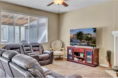 13023 Tehachapi, Hesperia, CA 92344 - Photo 11